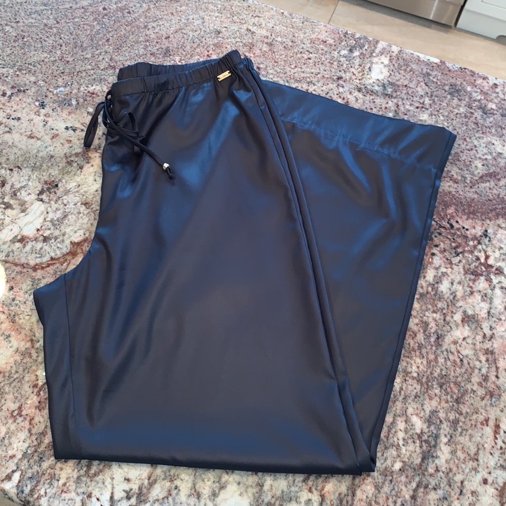 Silk satin wide leg dressy pant, petite size S.